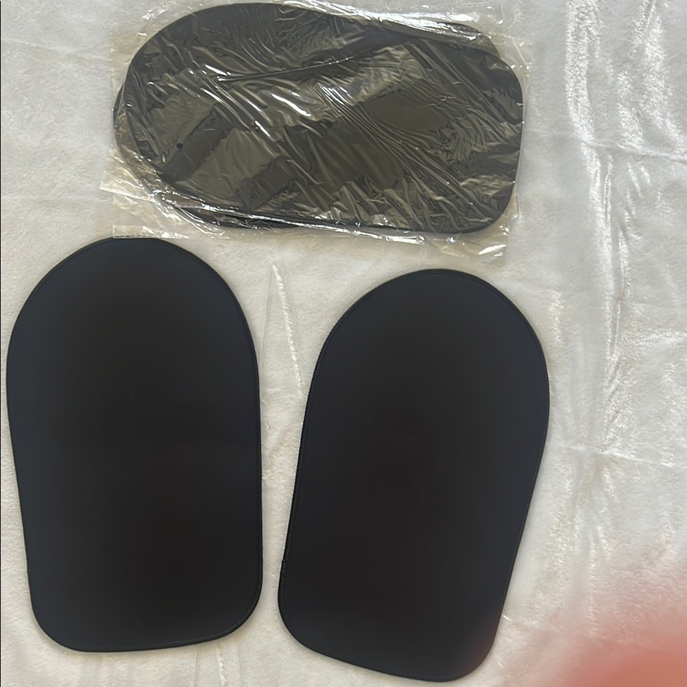 Black Stand Mixer Anti Slip Rubber Mover Pad for Counter Top - Picture 3 of 12